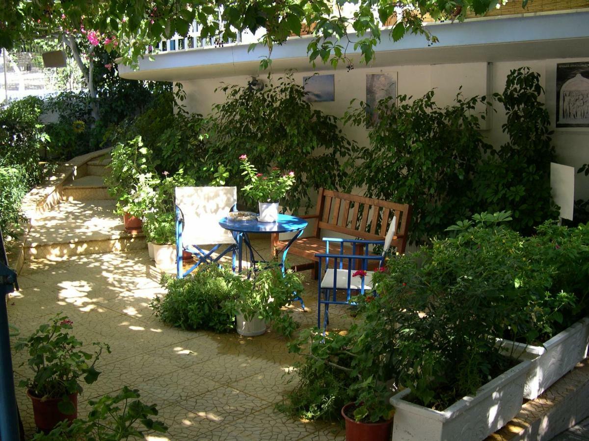 Seaview- 2 Space - Selfcatering Apartment - Helen No 3 Xiropigado Exteriér fotografie